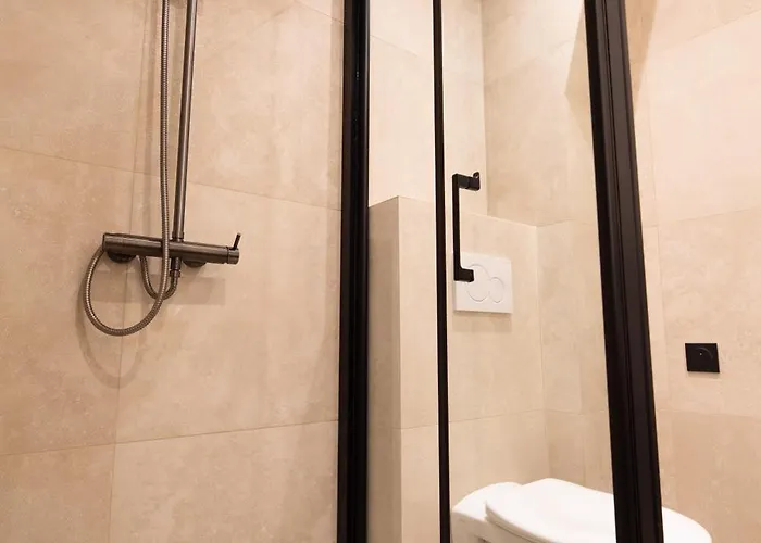 Lovely Near Canal St Martin Paris